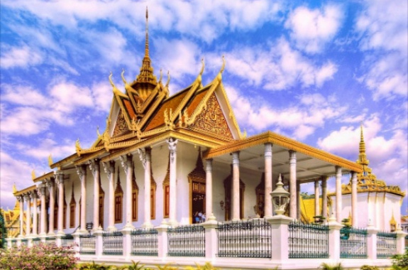 royal-palace.jpg