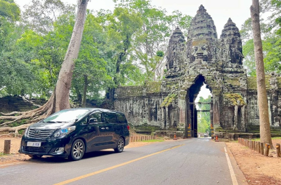 North Gate of Angkor Thom temple