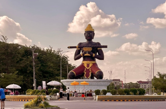 Lok Ta Dambong Kra Nhoung