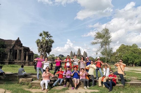 Angkor Wat with Thia groups