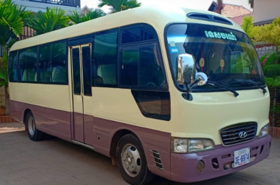 Transport Minibus to Koh Ker temple