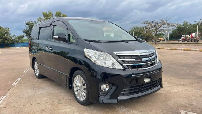 Phnom Penh to Kampong Thom Taxi Driver