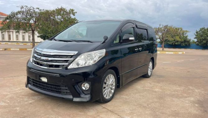 Phnom Penh to Kampong Cham Taxi Driver